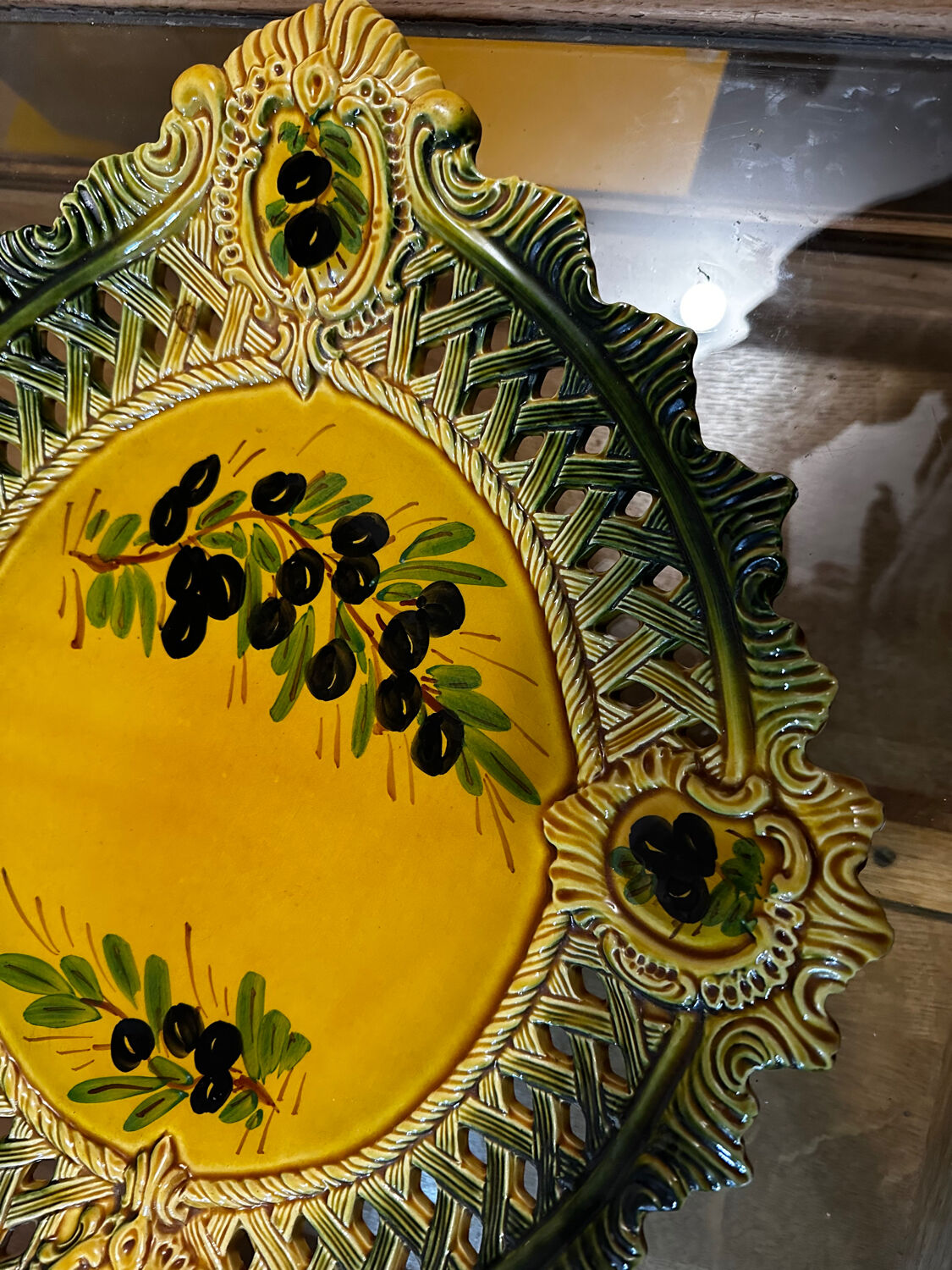 Ceramic plate Vallauris - Pierced decoration Olives - 1950s