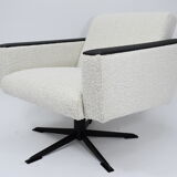 Fauteuil vintage Deutsche Democratic Republic DDR, années 1960, Bouclé blanc