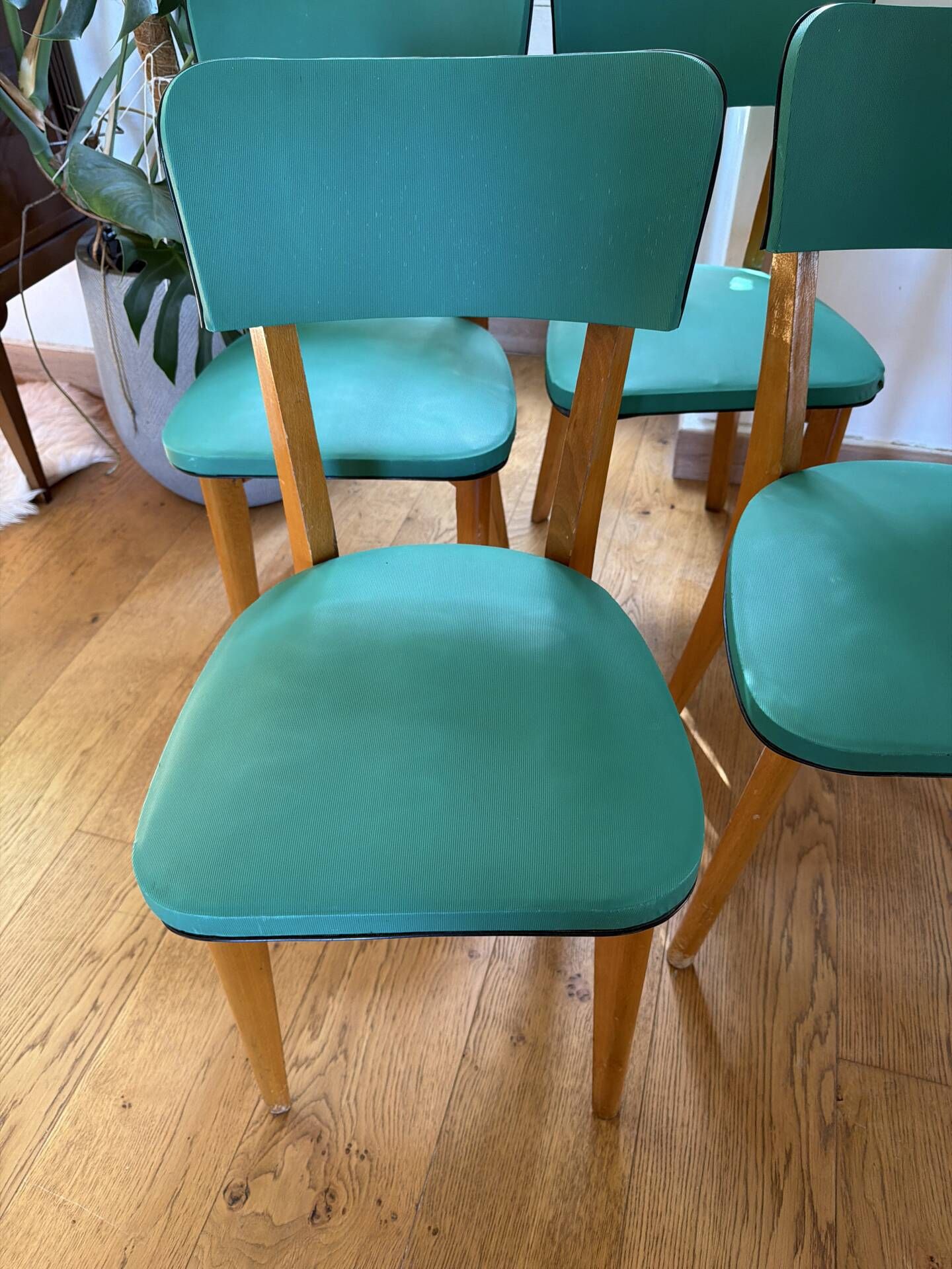 Set of 4 vintage chairs in blonde wood and turquoise faux leather – 1960s