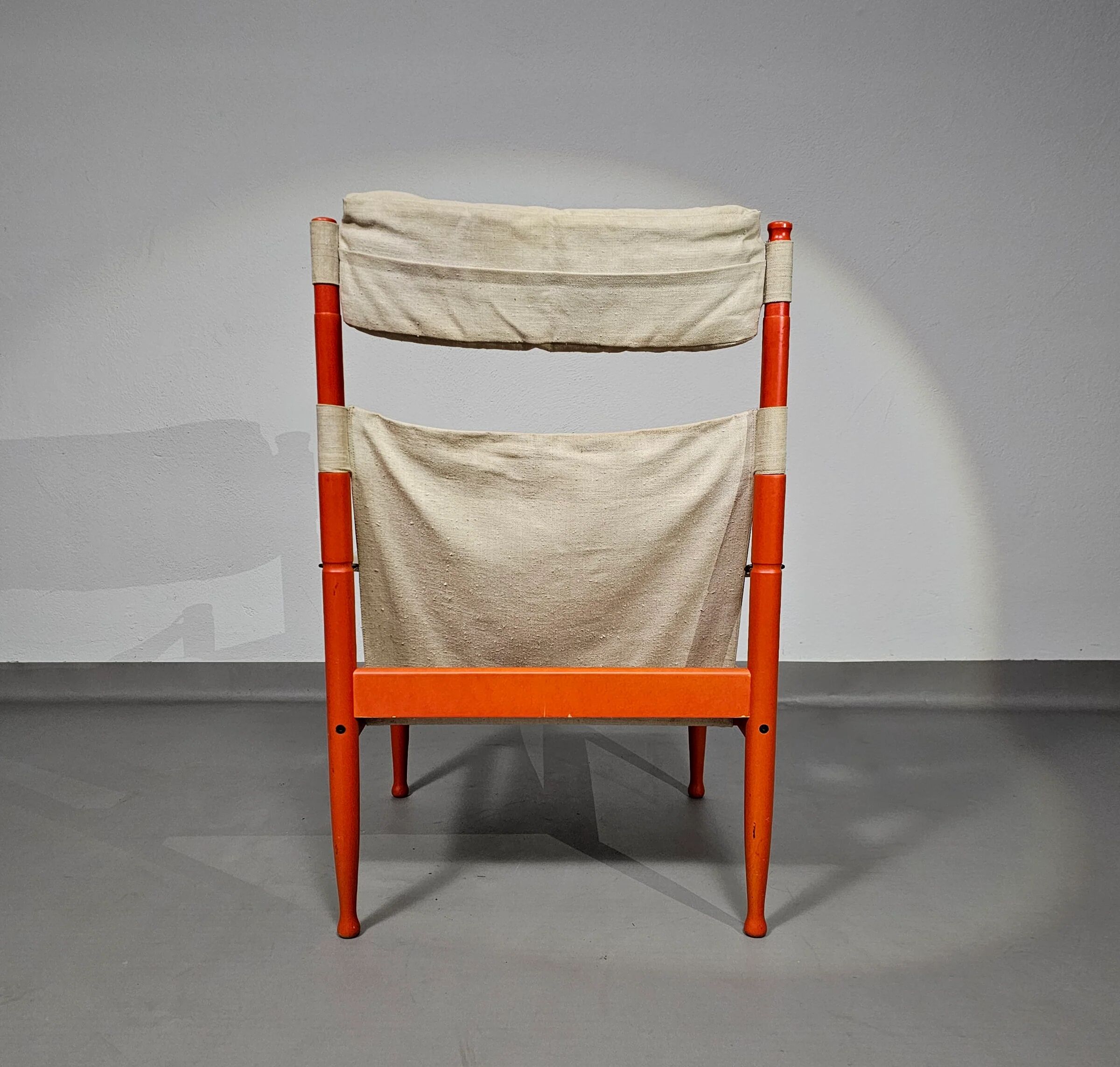 Safari lounge chair, model 30, designed by Erik Worts and manufactured by Niels Eilersen, Denmark 1960.