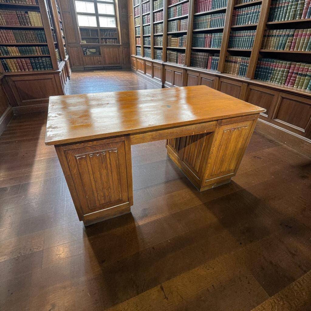 Vintage solid wood writing desk/table