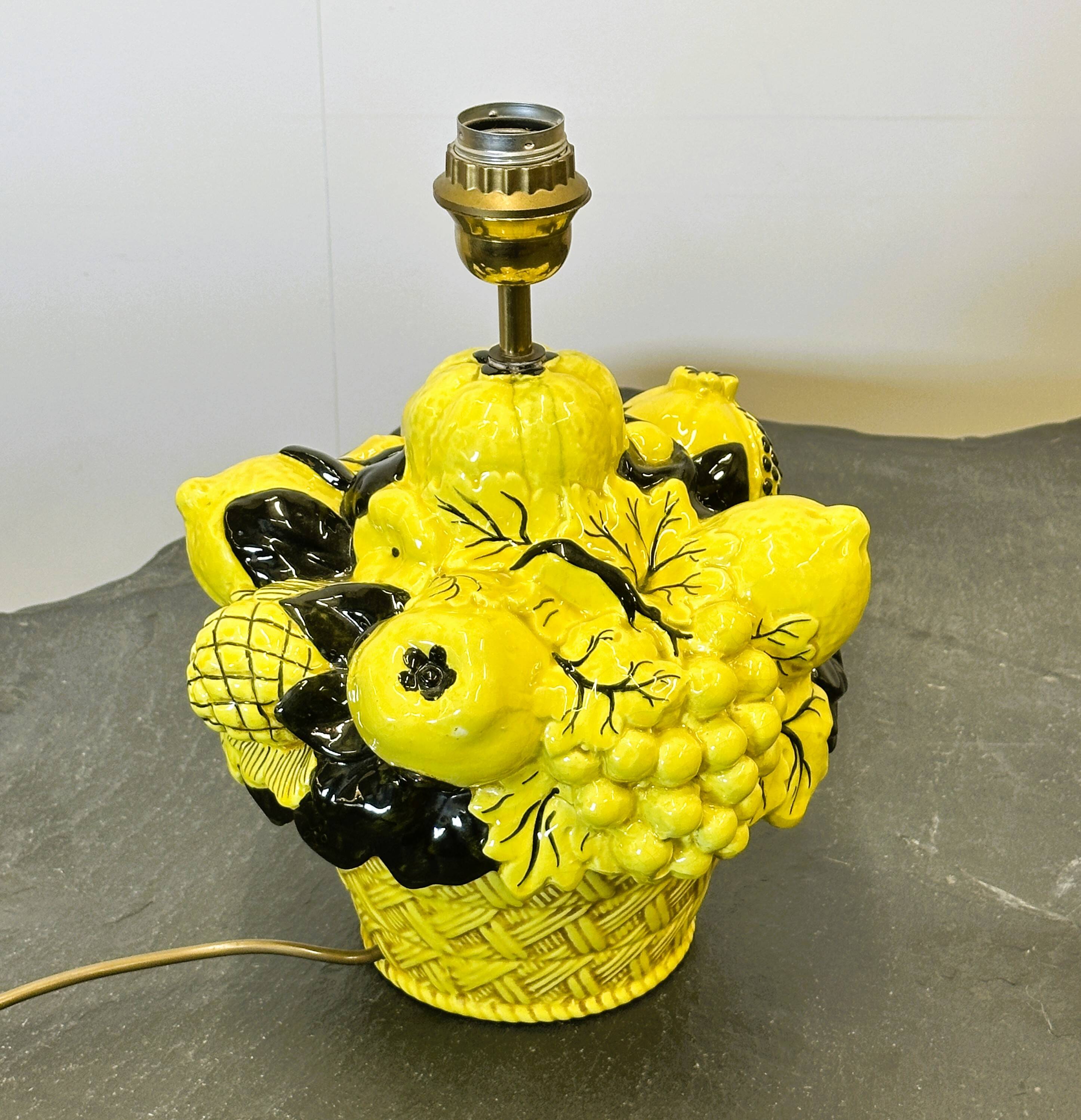 Striking Uco Zaccagnini Lemon Fruit Basket Table Lamp, 1970s. Italy.