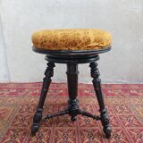 Napoleon III piano stool
