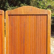 1930s bistro screen with slats