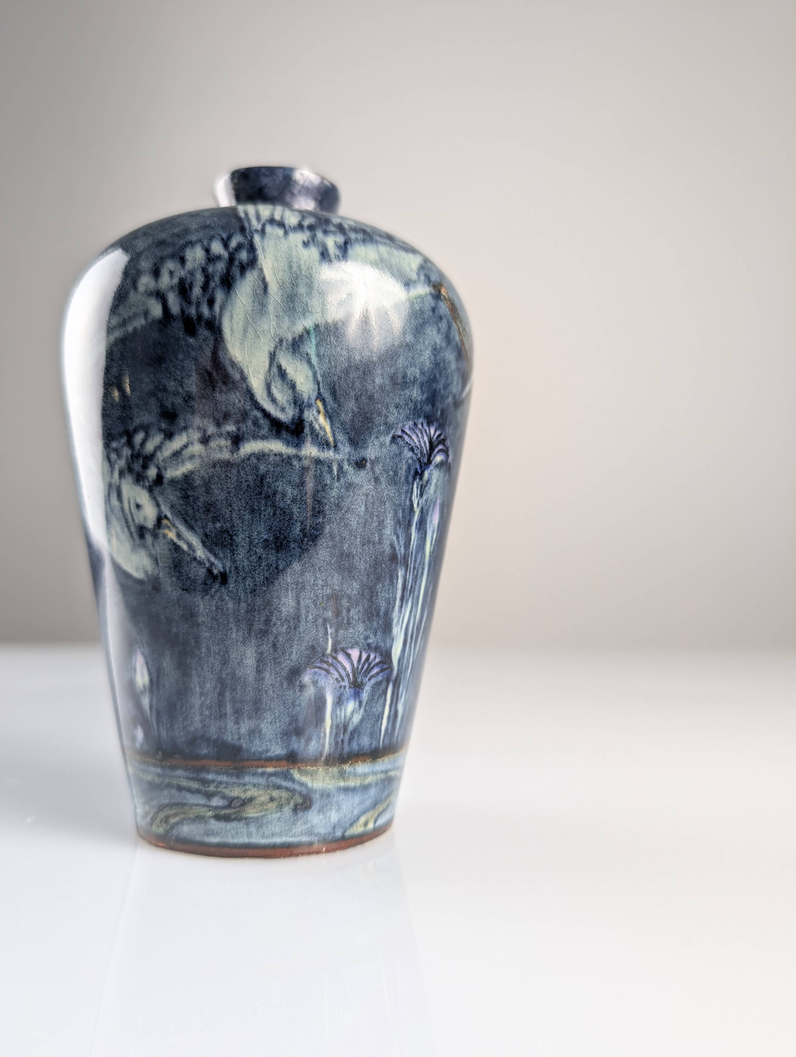 Art Nouveau Vase Herons and Flowers, J.W. Mijnlieff, Holland Utrecht 1900s