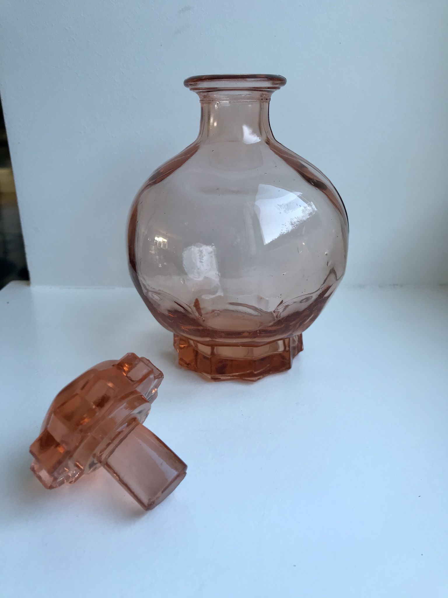 Art deco pink glass decanter 40s