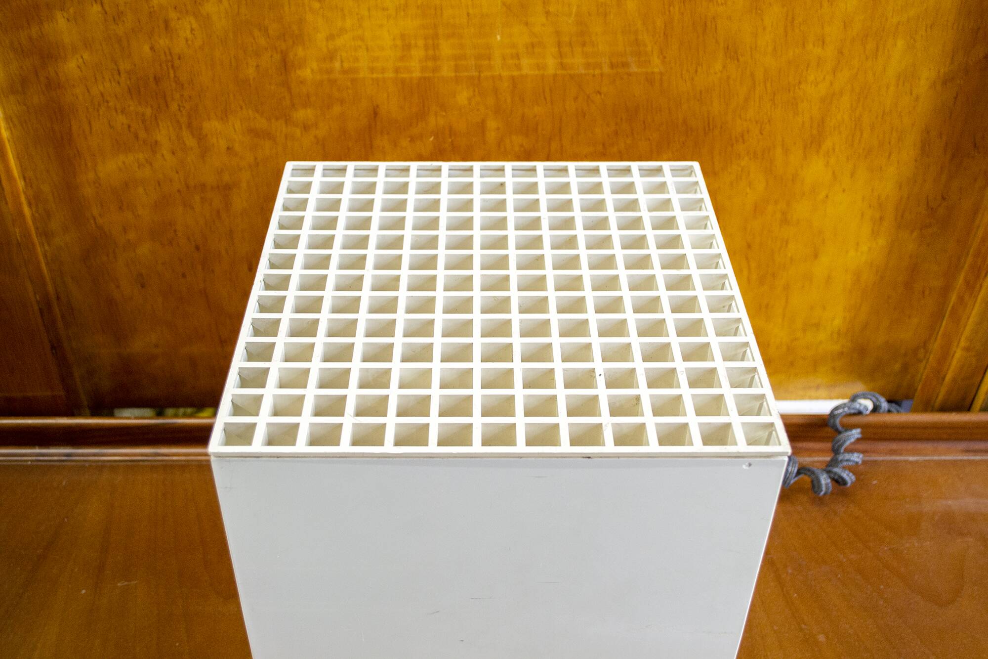 Minimal "Cubo Luce" large table lamp by Studio OPI for Cini & Nils, Italy 1970