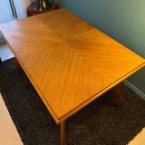 Table à manger avec 2 rallonges pieds compas