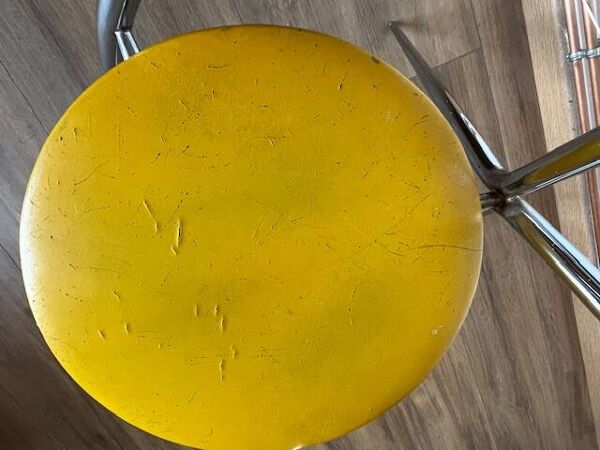 Chaise yamakado, chrome et skaï jaune