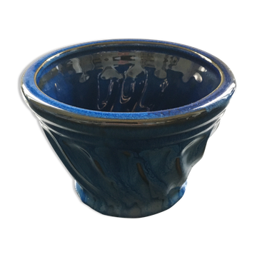 Navy blue stoneware pot.