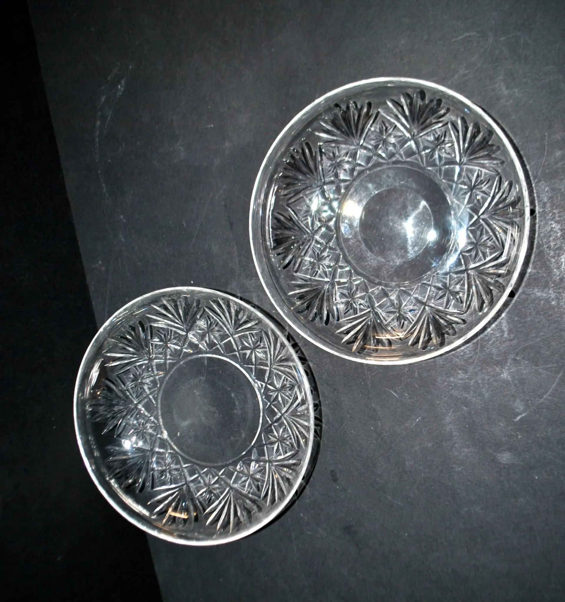 Saint-Louis set of 2 cut crystal bowls 4147 model Massenet signed