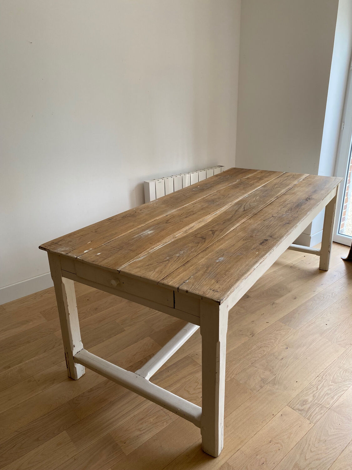 Farmhouse table