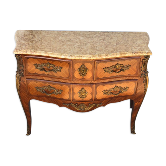 Commode style Louis XV avec dessus en marbre