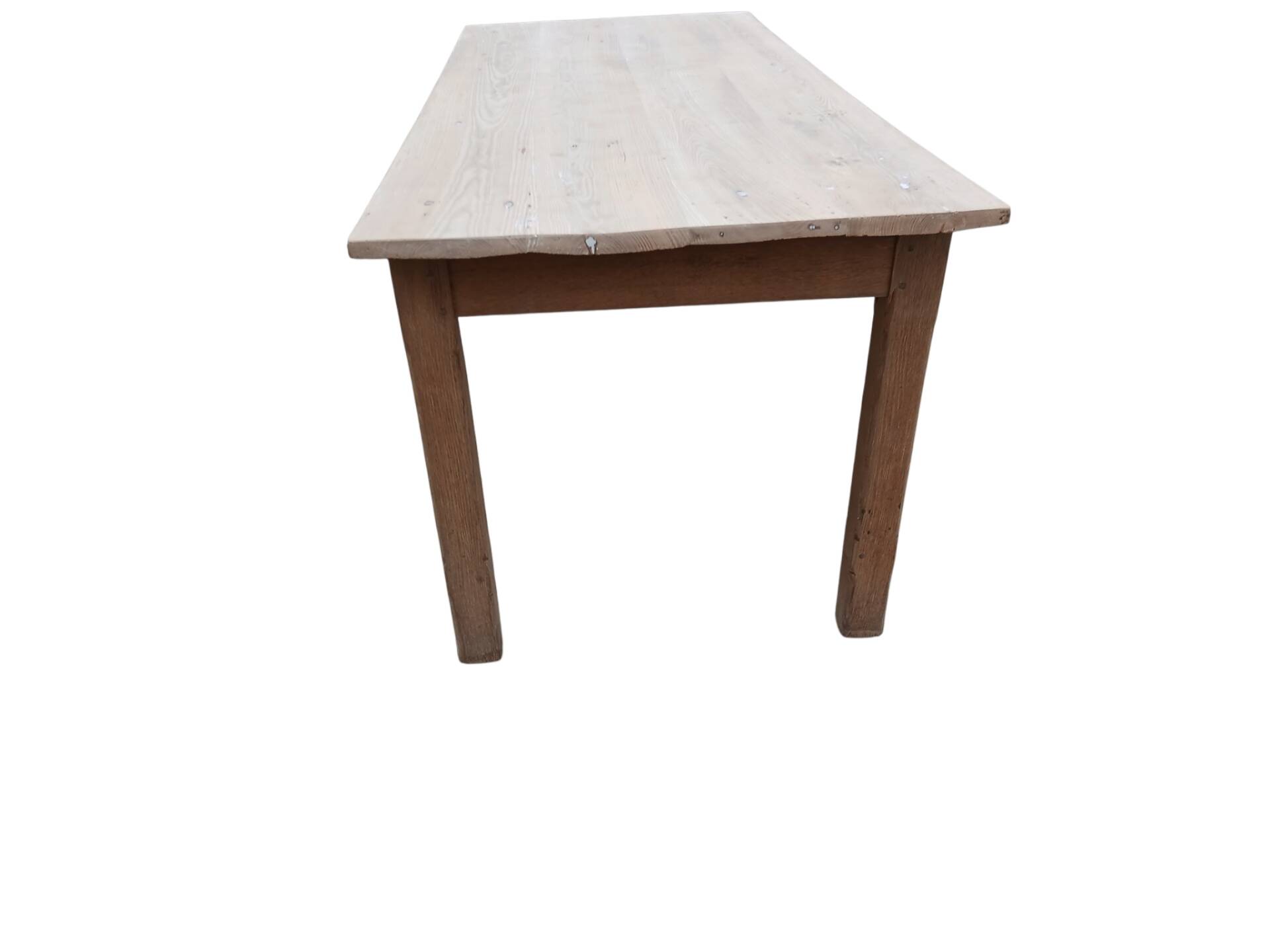 Farm table