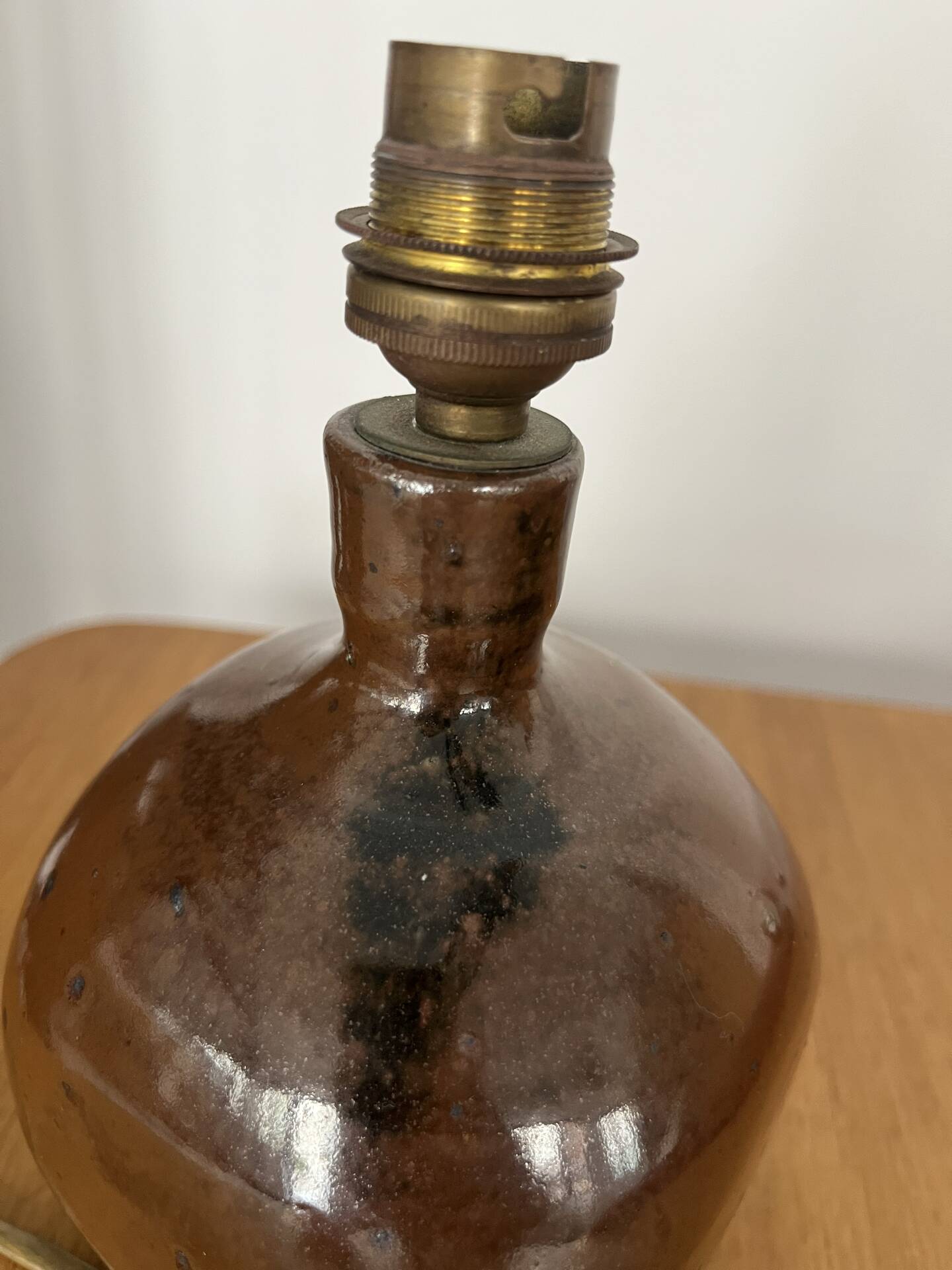 Table lamp with a stoneware base signed Baudat