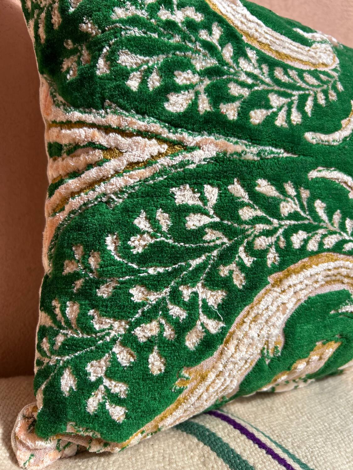 Velvet cushion 40x60cm