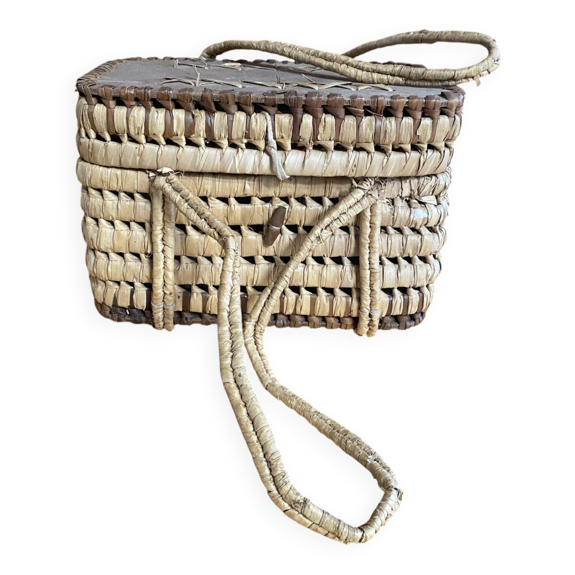 Old Basket Natural Woven Fibre + Wooden Lid Double Handle Wine