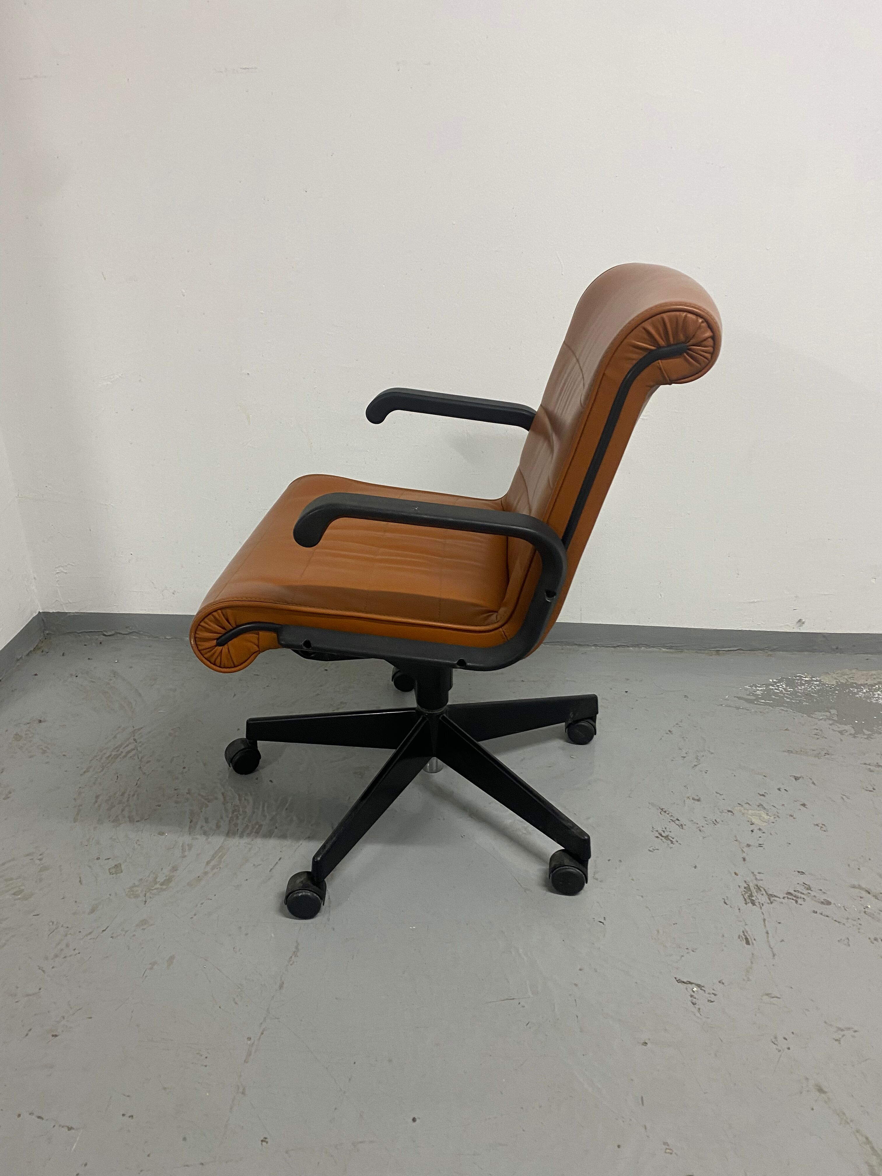 Leather armchair Cognac Richard Sapper Knoll edition