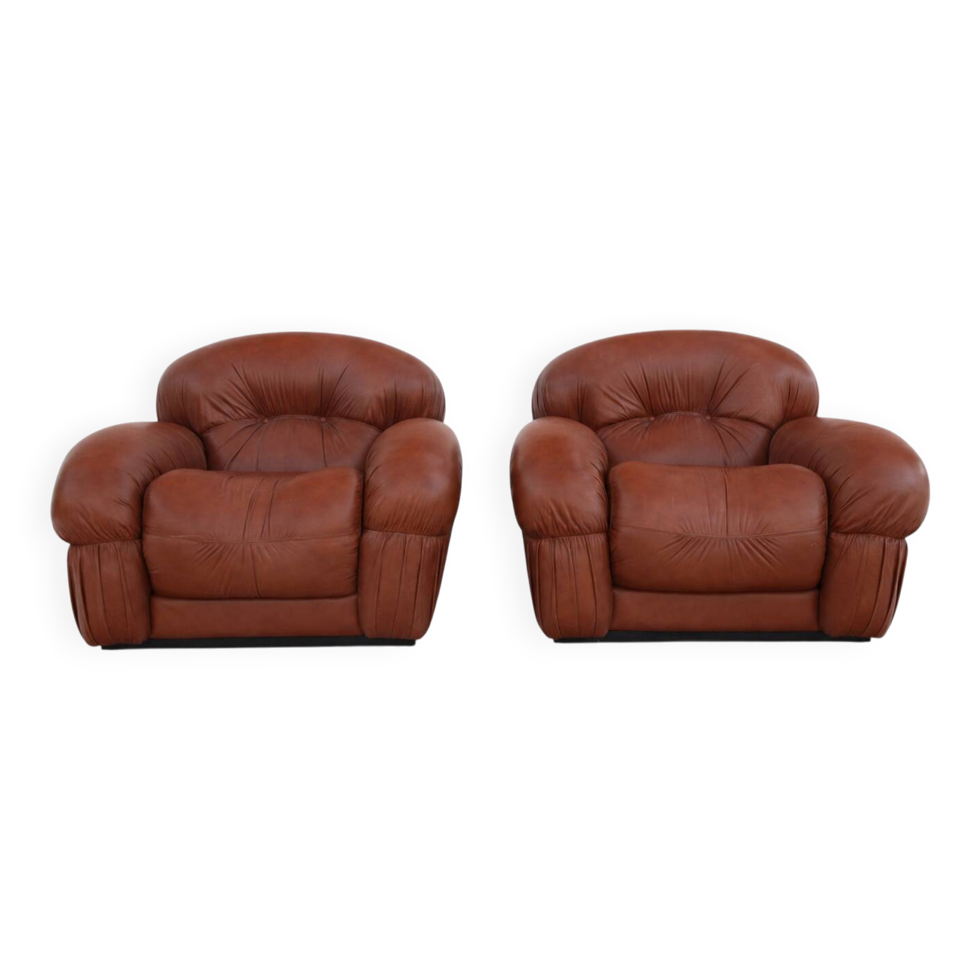 Vintage Italian design sculptural lounge chairs from 1970’s