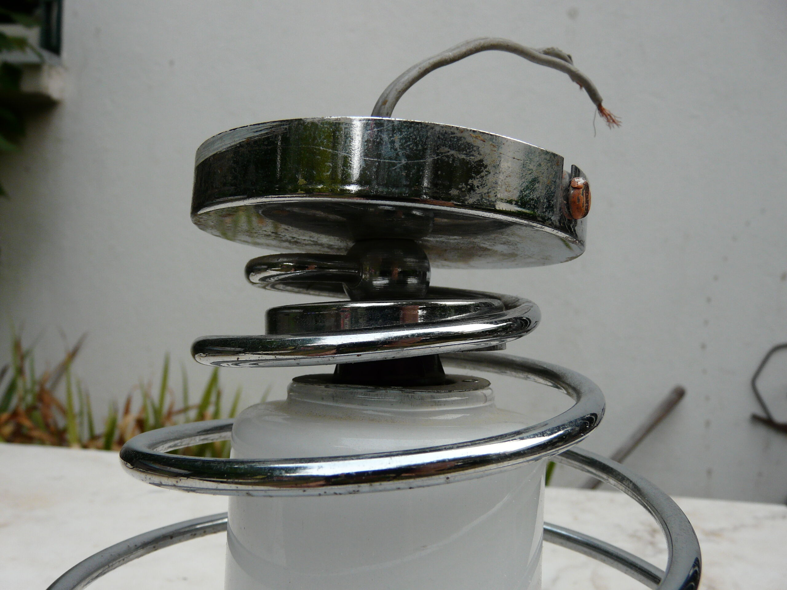 Ceiling light art deco metal chrome and opaline