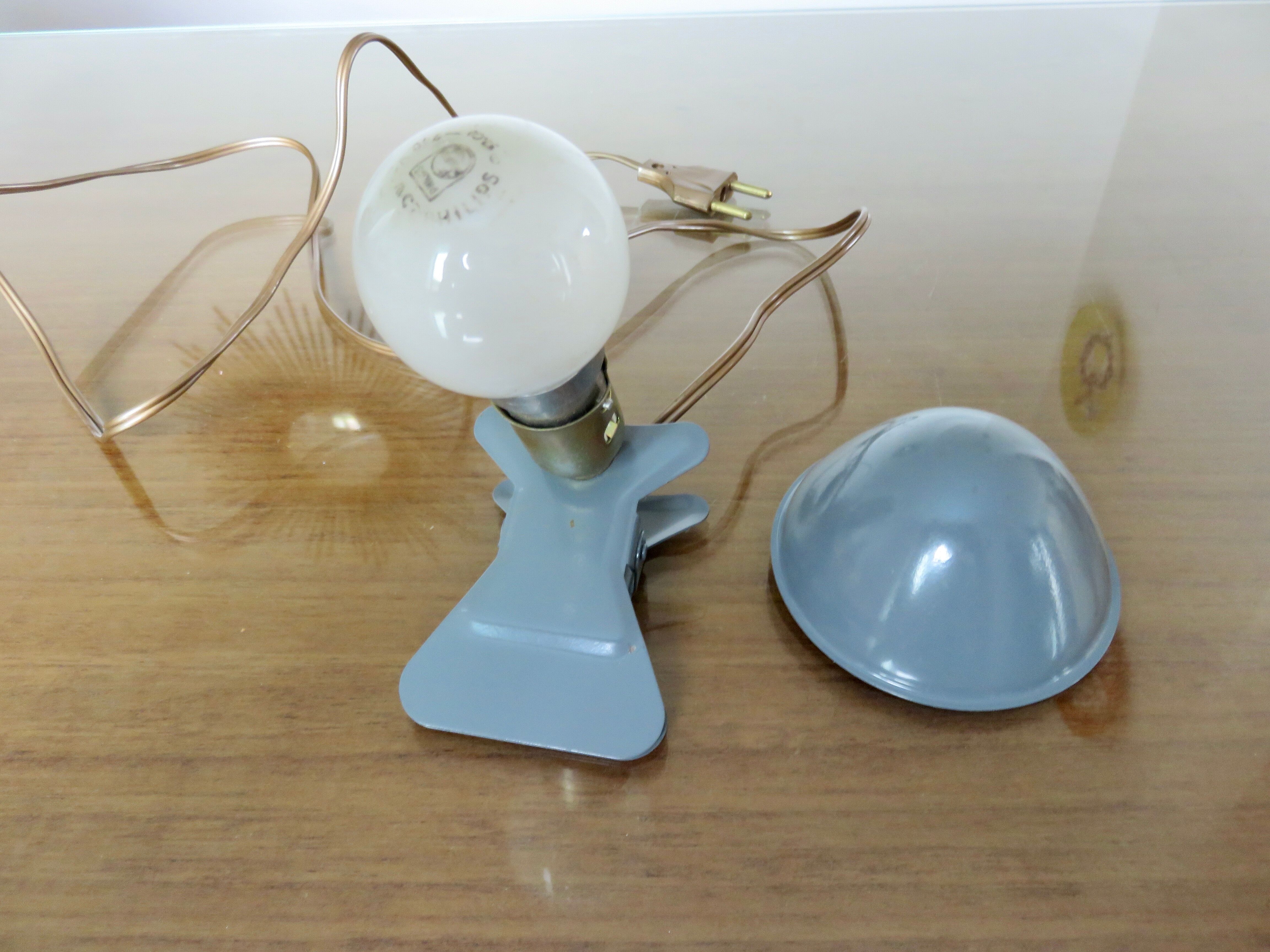 Clamp mushroom lamp, new from old stock, aluminium, 1970s.