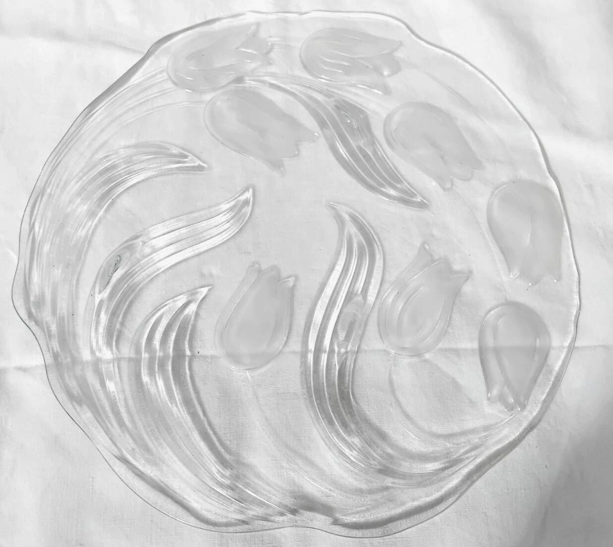 Glass Serving Dish Decorated with Art Deco Tulips