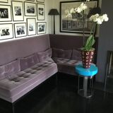 Corner bench