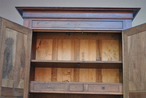 Armoire Louis XVI époque XVIIIème en acajou