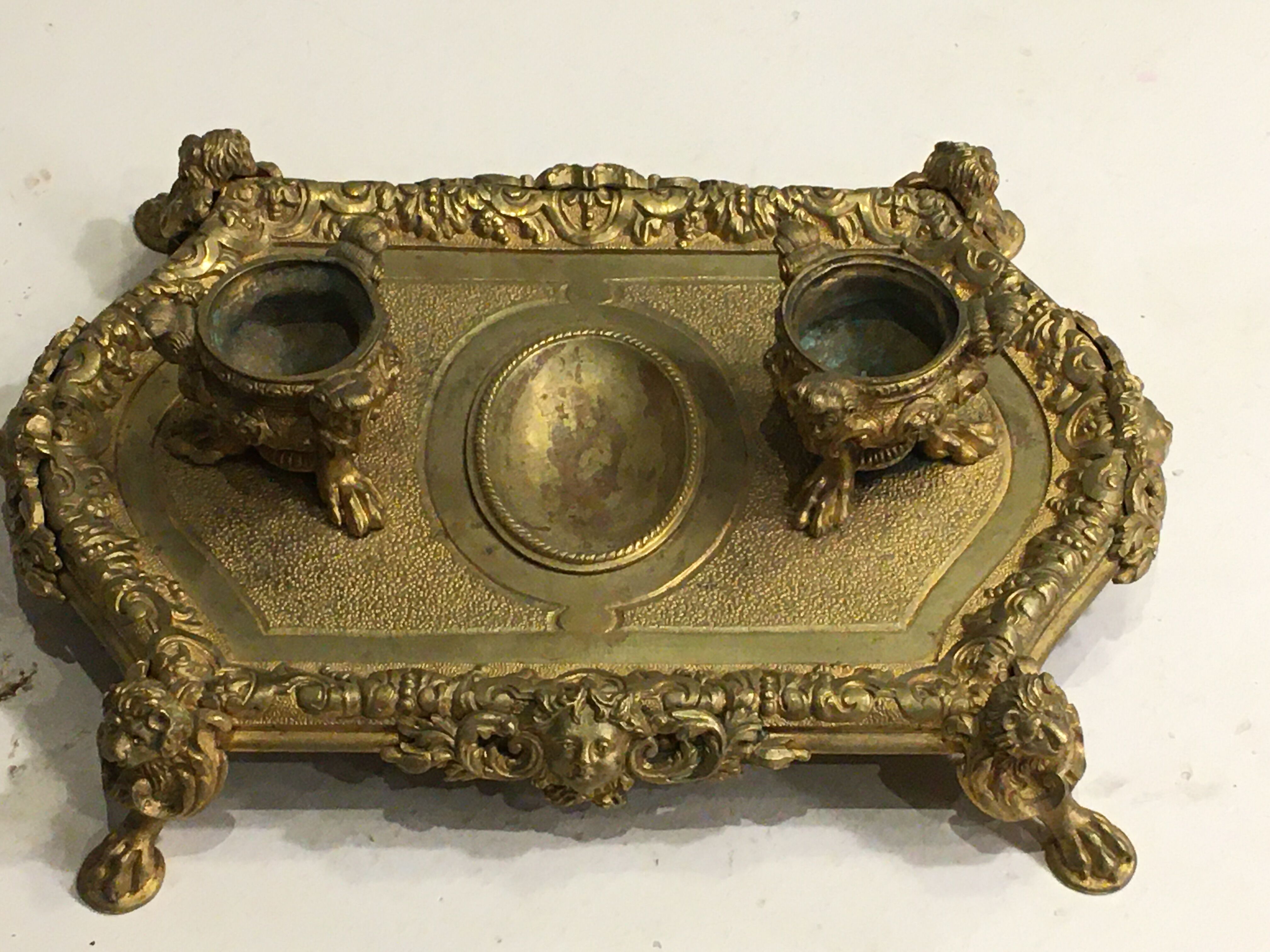 Ink bronze chiseled and gilded 19th