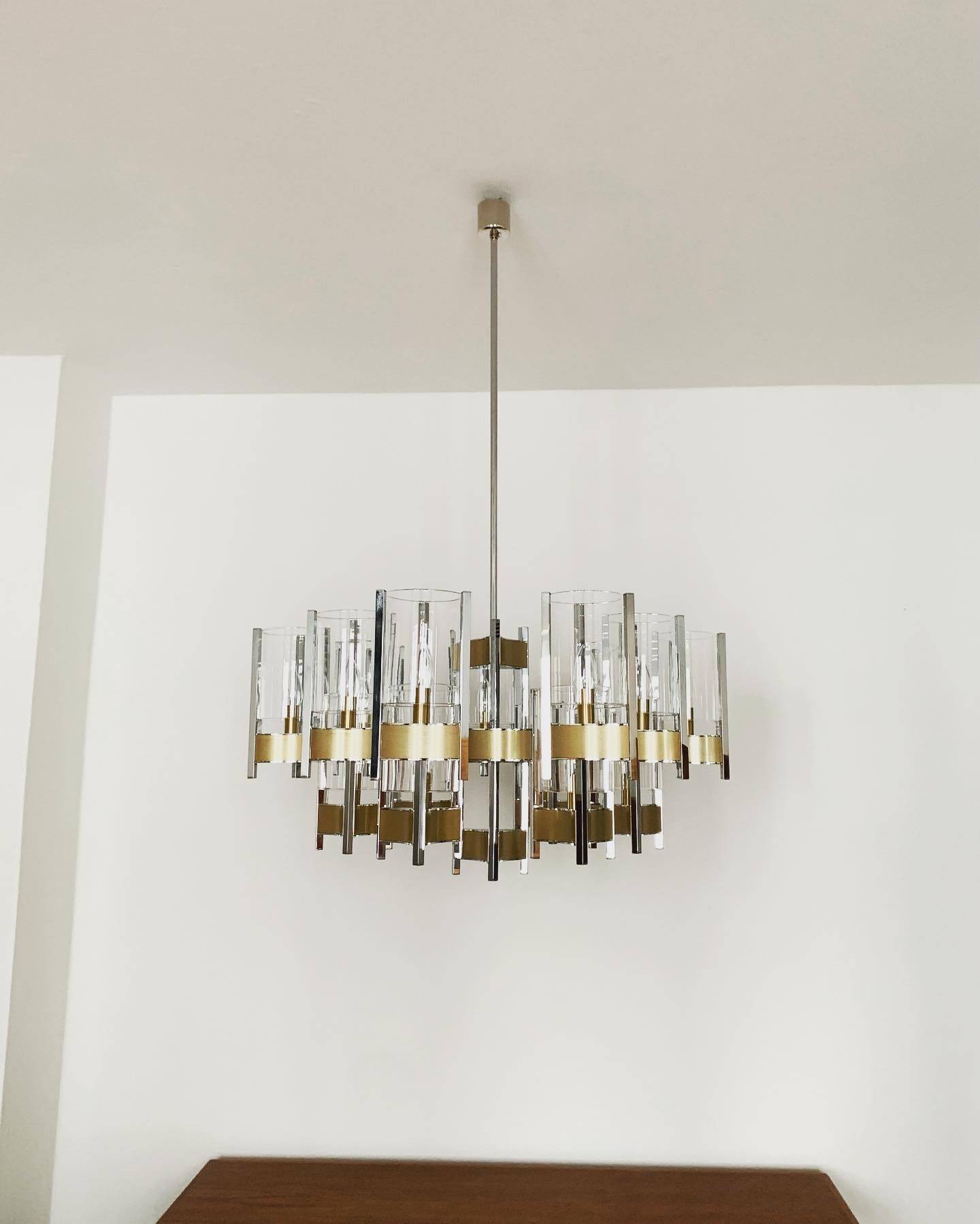 Large Italian Brutalist Chandelier by Gaetano Sciolari
