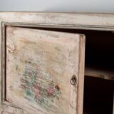Ancien buffet en bois blanc (vers 1870)