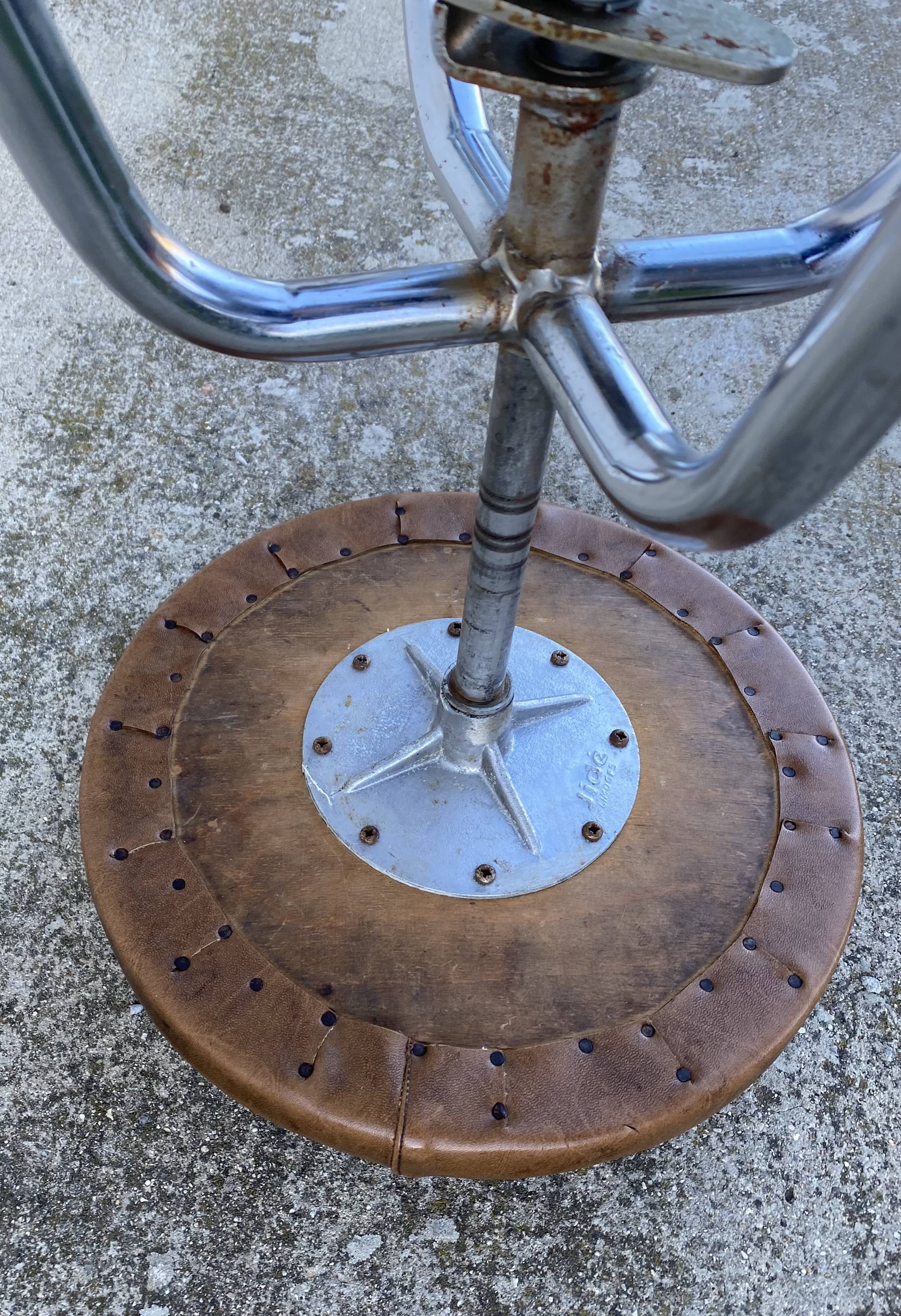 Vintage 1960s JIDÉ workshop stool with adjustable height