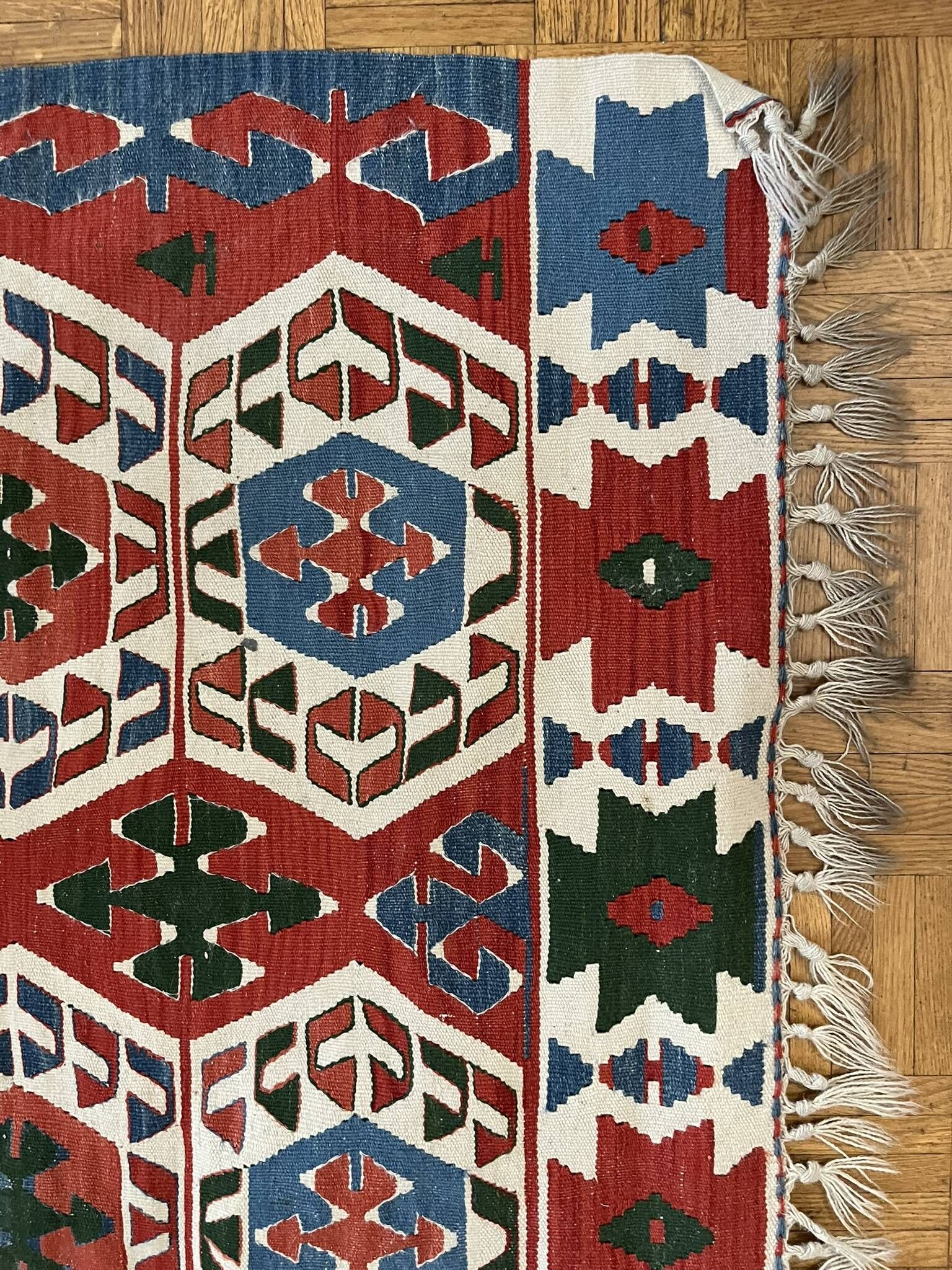 Ancient Turkish Kilim rug handwoven – geometric patterns 98x96 cm