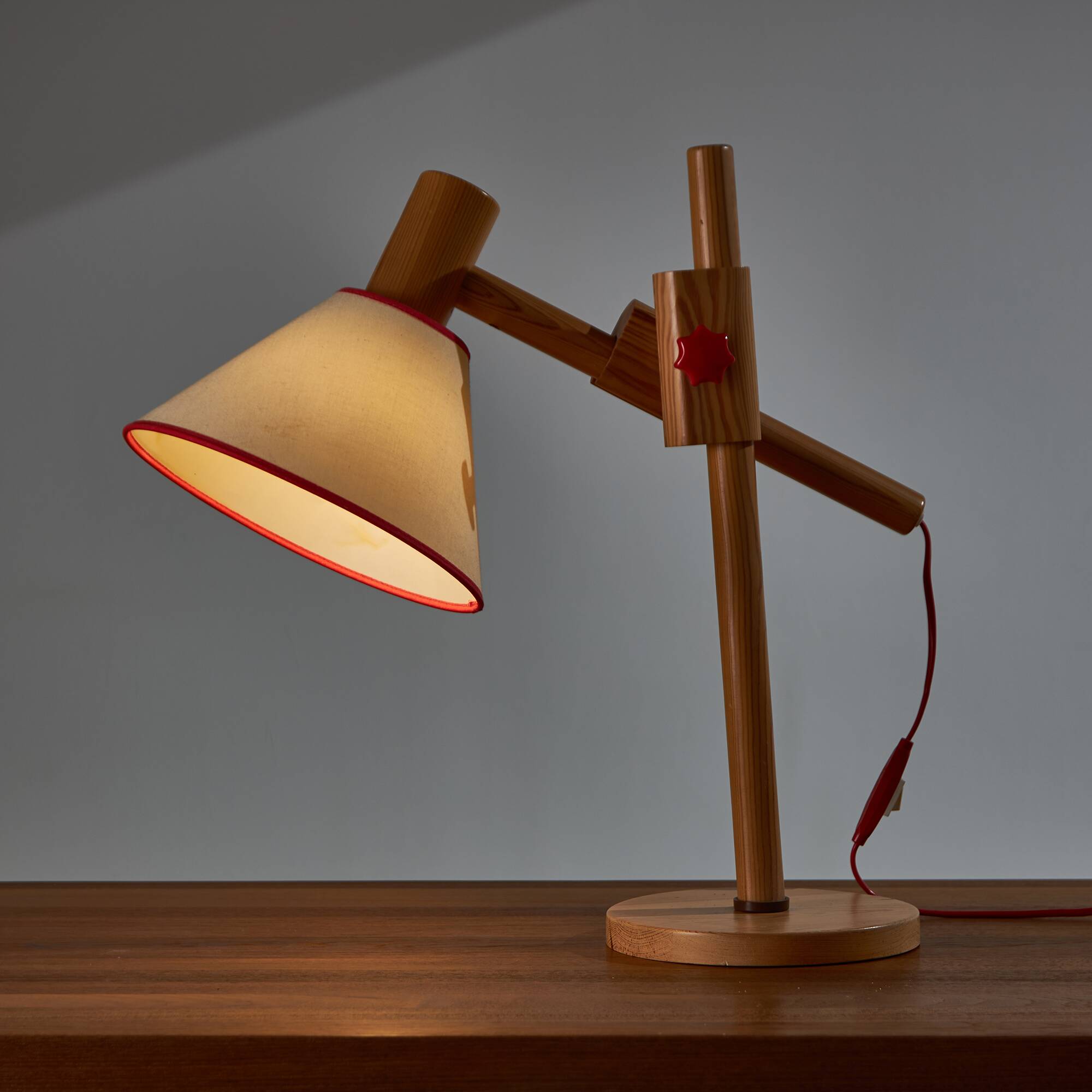 Solid pine table lamp by Lys