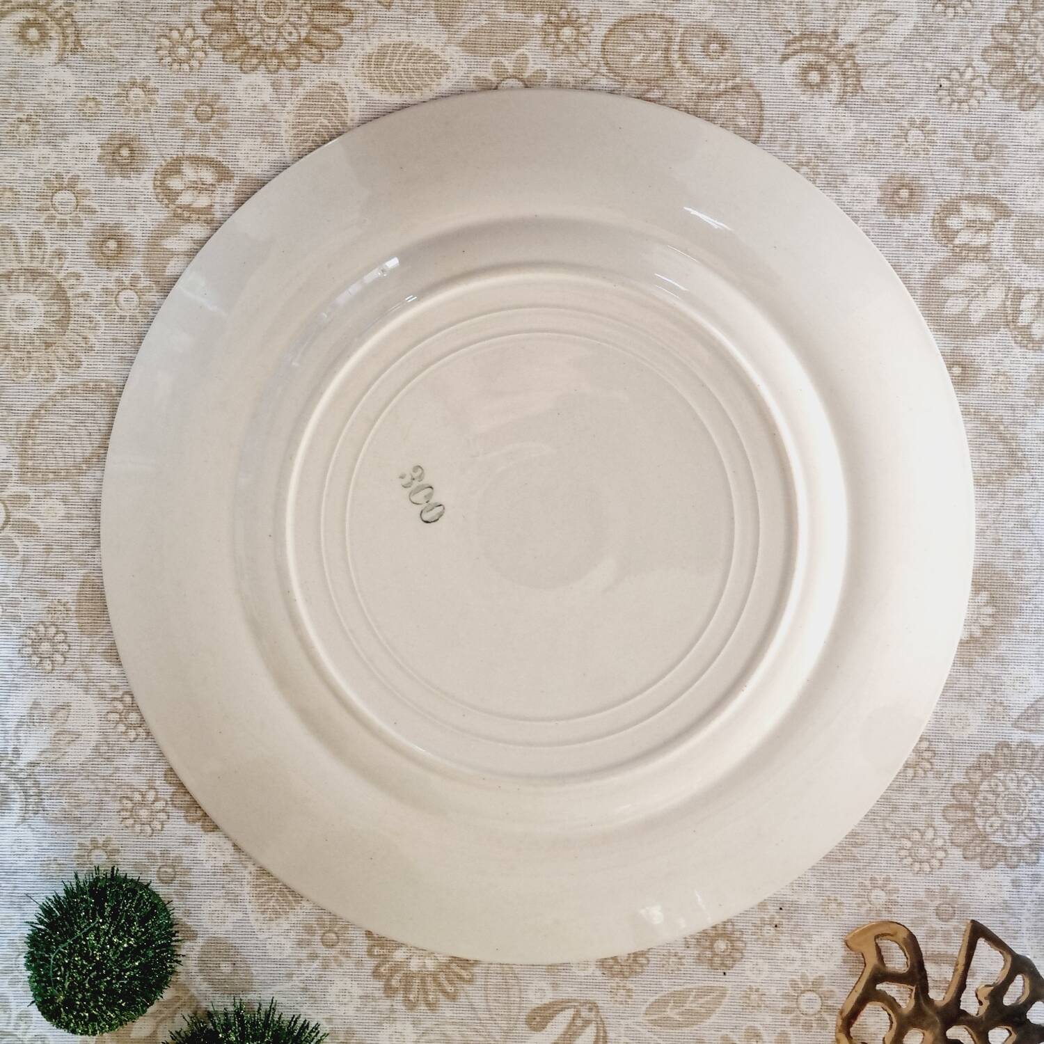 6 mismatched iron earth flat plates lot 3