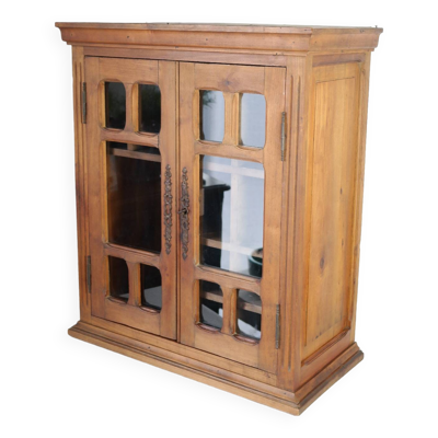 Vitrine en noyer massif XXème