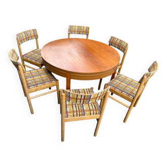 Table + 6 vintage baumann chairs 1970