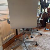 Oxford armchair Arne Jacobsen Fritz Hansen white leather swivel