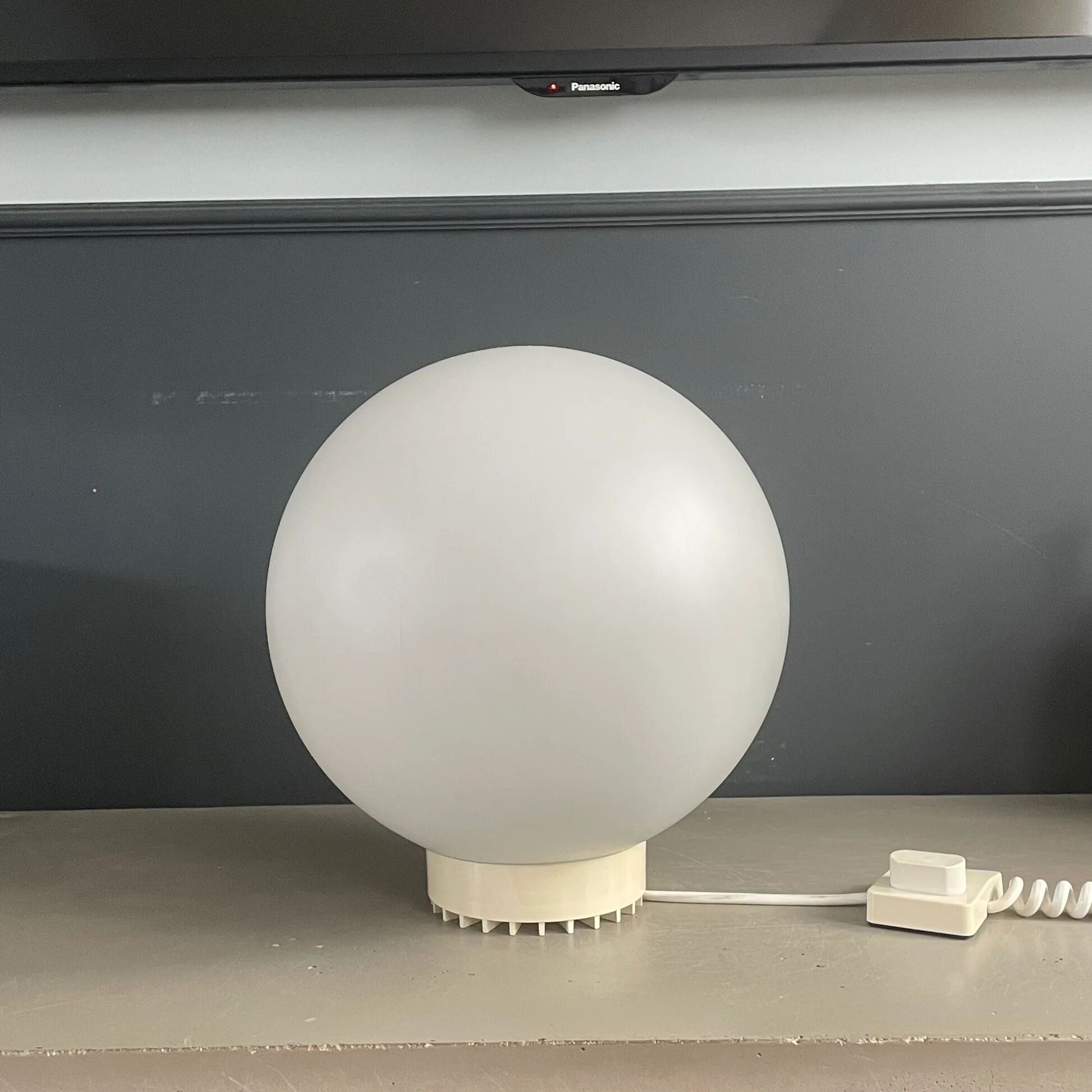 Lampe boule à poser vintage