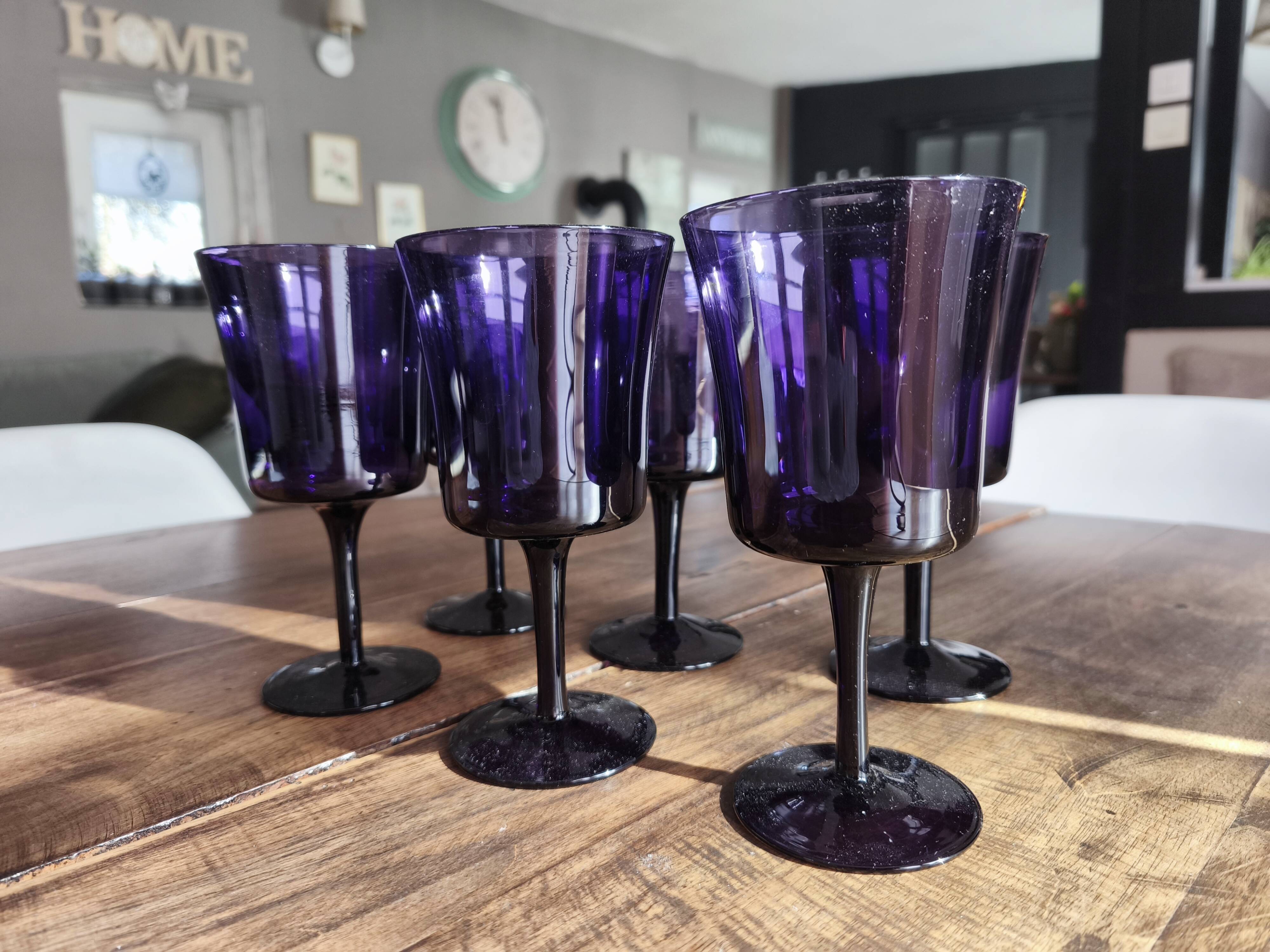 Set of 6 purple glass wine glasses