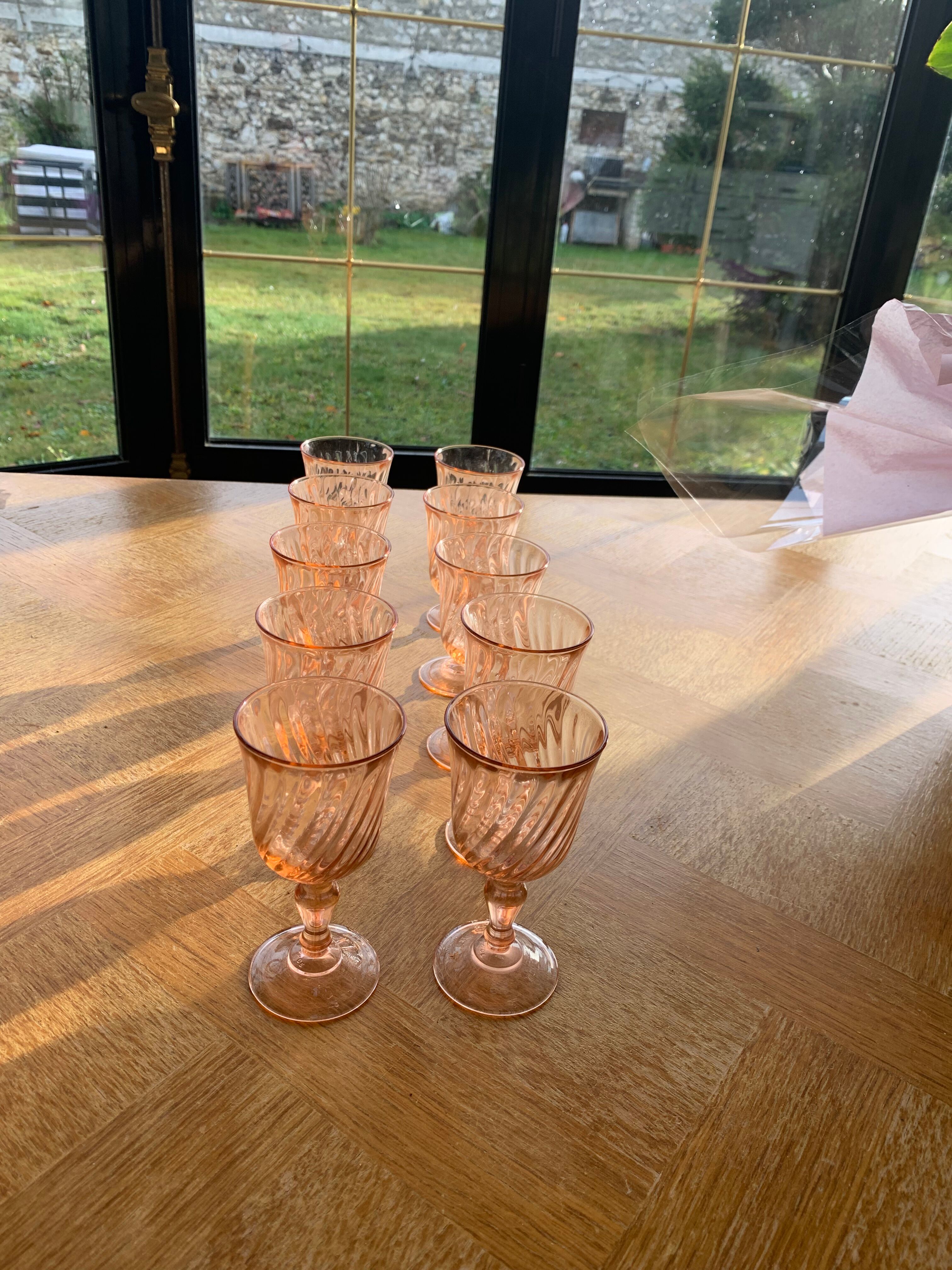 10 vintage rosaline pink glass wine glasses