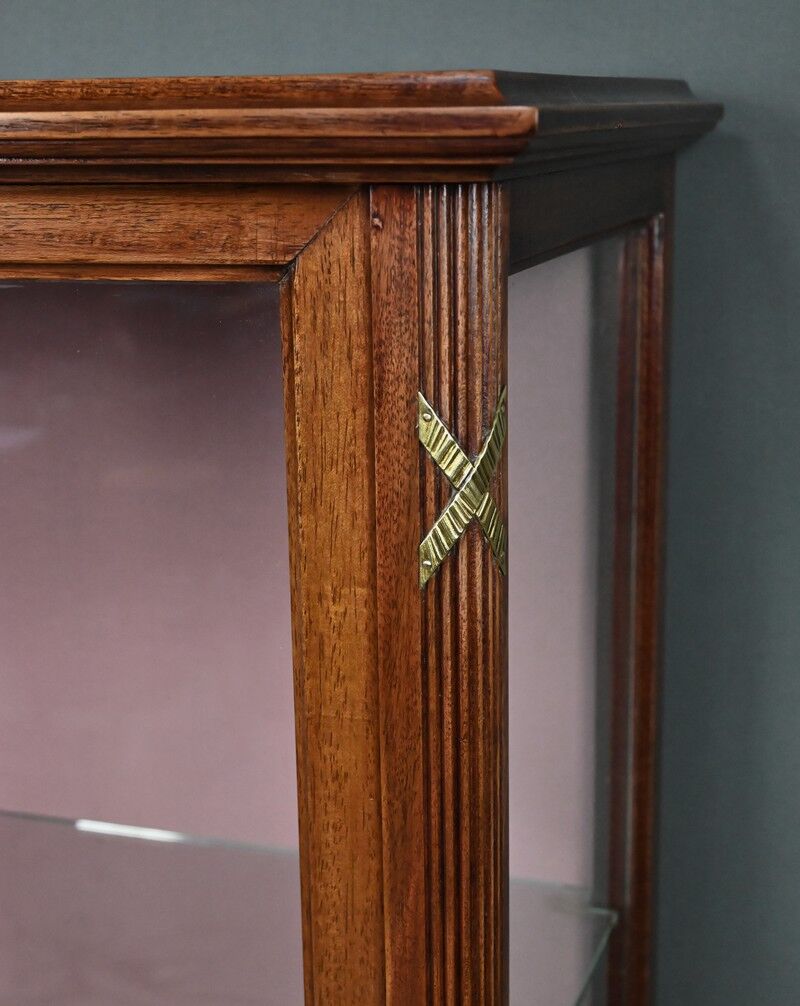 Mahogany display cabinet, Louis XVI style – 1930