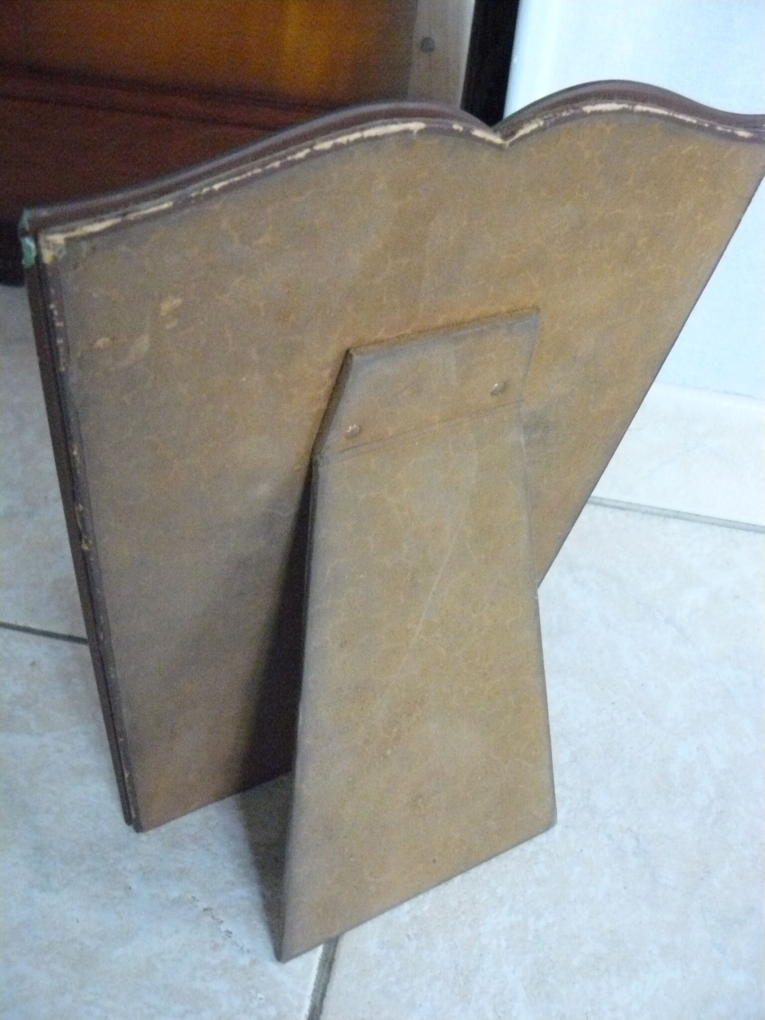 Mirror to ask, beveled, 50 years
