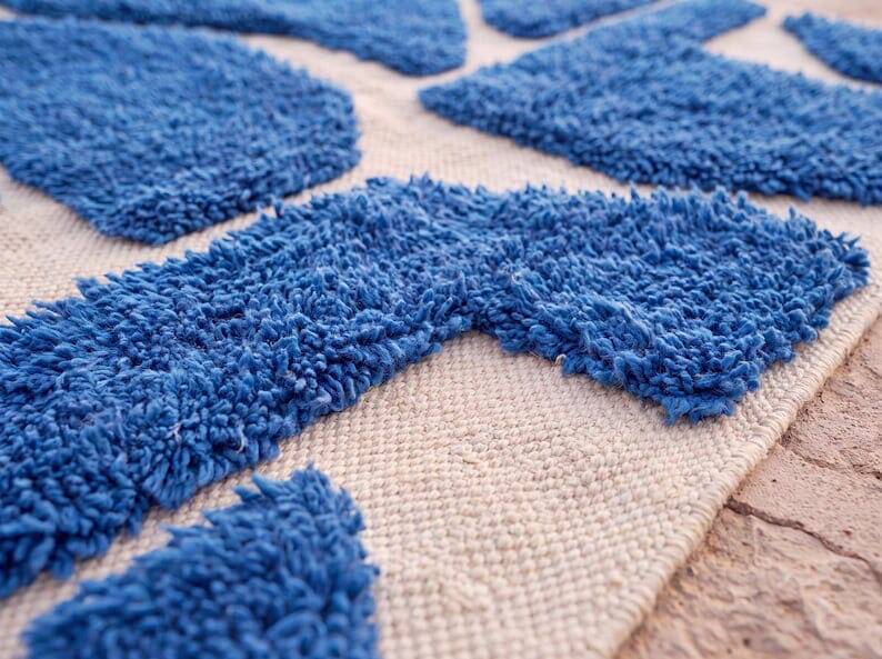 Authentic traditional white and blue Berber rug 2/3 m