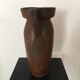 Vase-pichet artisanal en grès. formes irrégulières