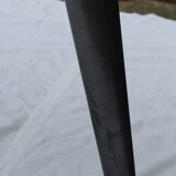 Industrial-style oval table D.Pro
