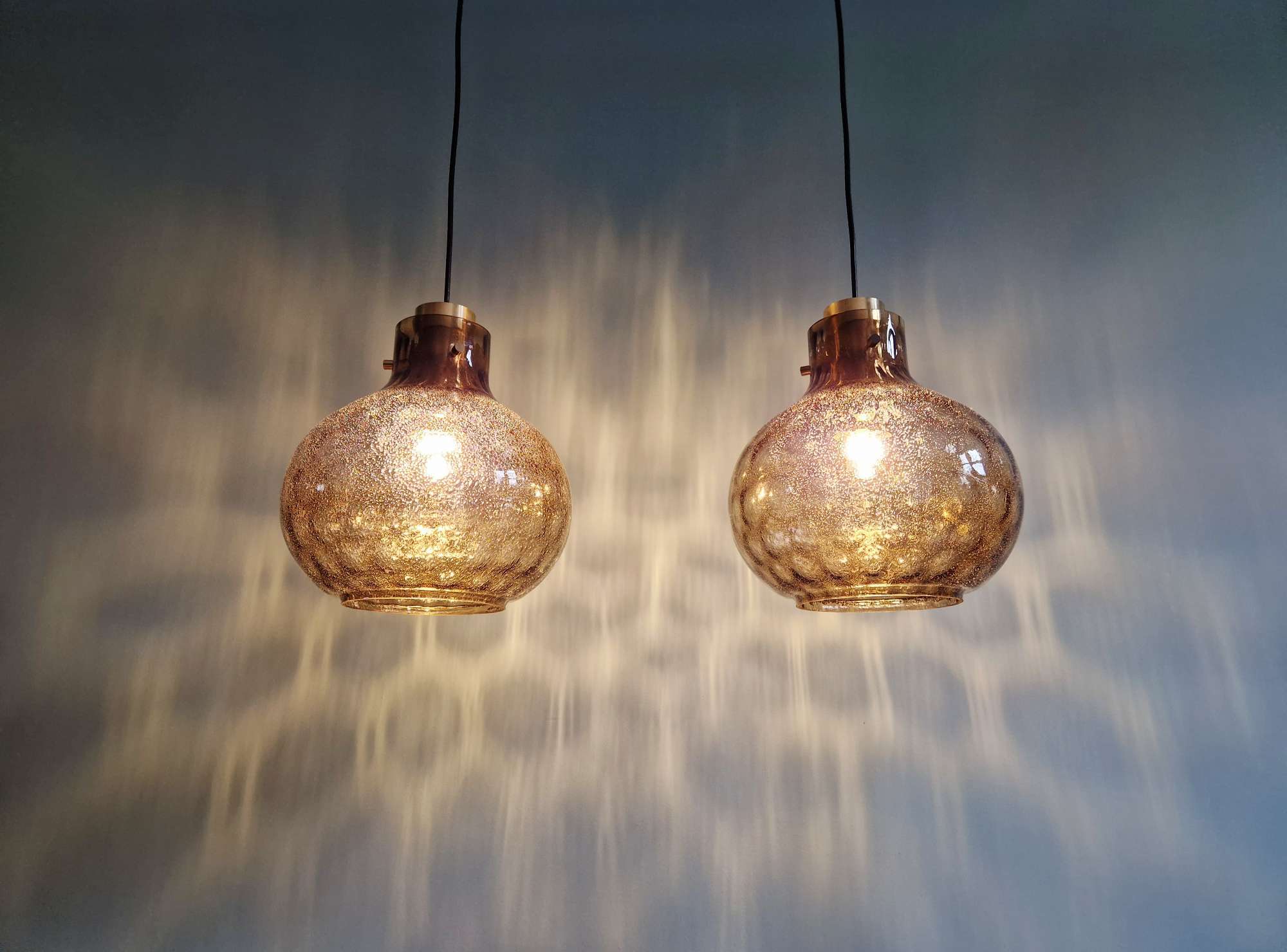 Smoked glass honeycomb pendant, Glasshütte Limburg, 1970 (2 available)