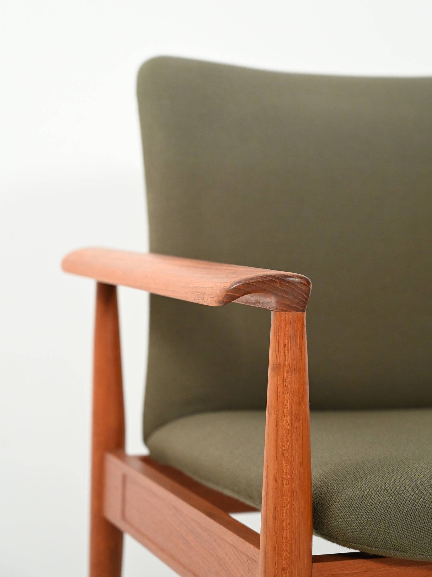 Finn Juhl "Diplomat" Armchair
