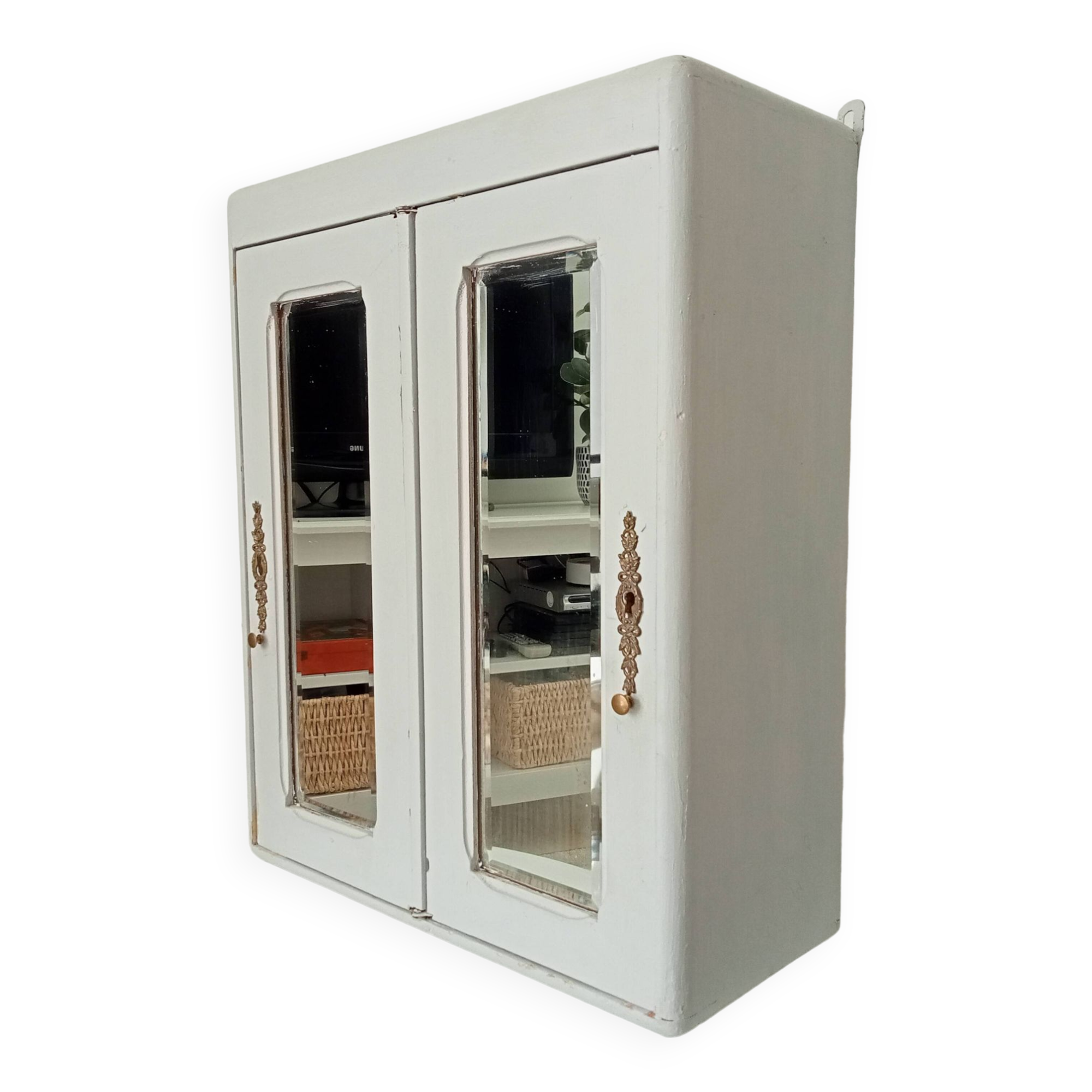 Art deco medicine cabinet from the 40s/50s