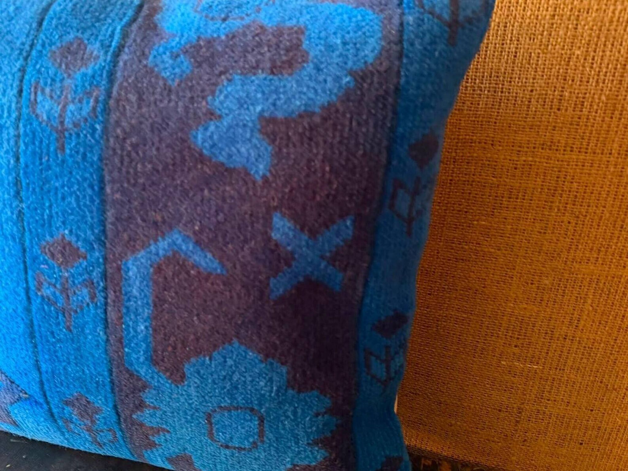 Coussin en laine turque vintage à médaillon, coussin de tapis noué à la main